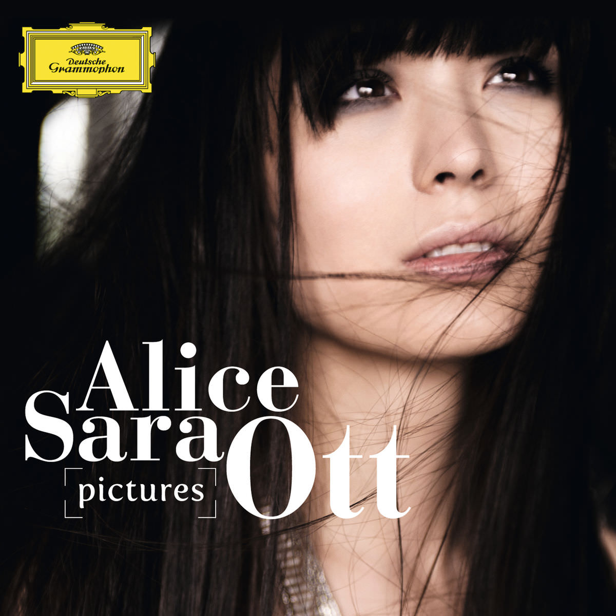 Alice Sara Ott - Pictures (2013) [FLAC 24bit/96kHz]