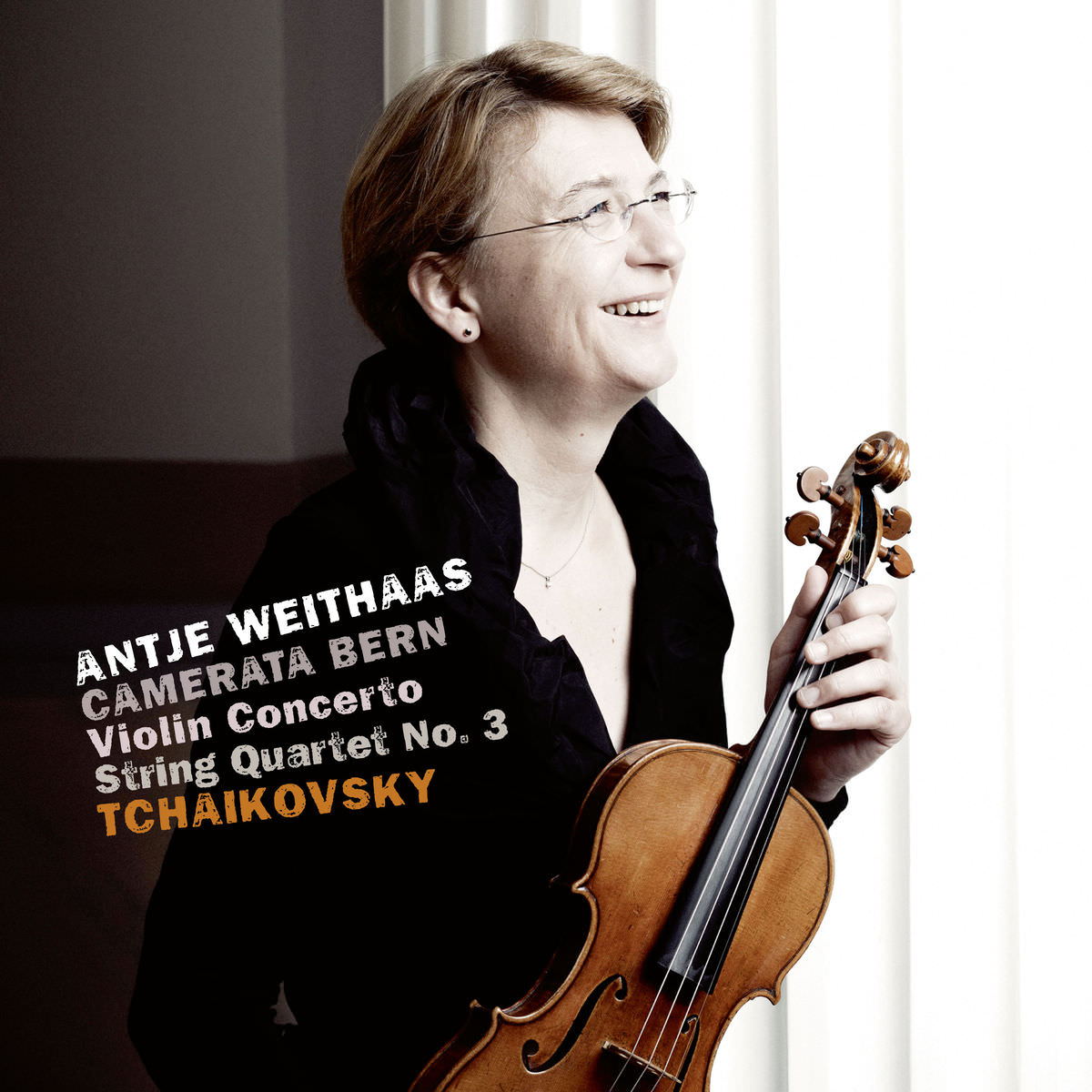 Camerata Bern & Antje Weithaas - Tchaikovsky: Violin Concerto & String Quartet No. 3 (2018) [FLAC 24bit/96kHz]