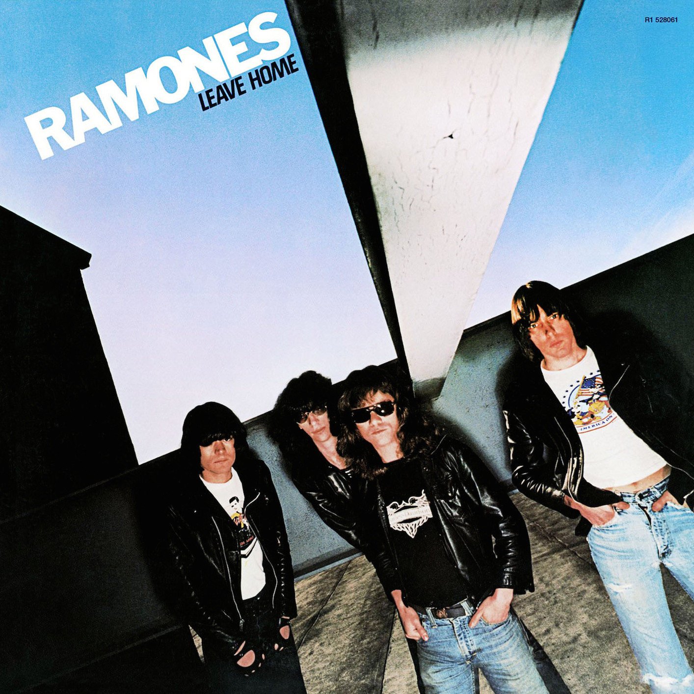 Ramones – Leave Home (40th Anniversary Deluxe Edition) (1977/2017) [FLAC 24bit/96kHz]