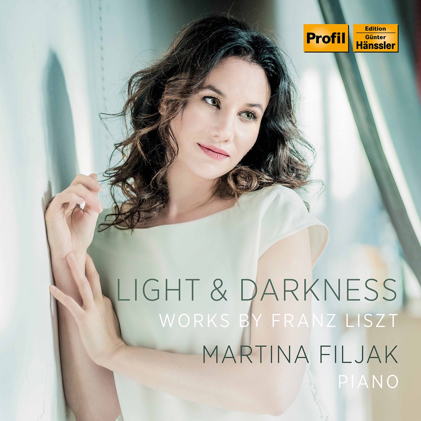 Martina Filjak – Light & Darkness (2020) [FLAC 24bit/48kHz]