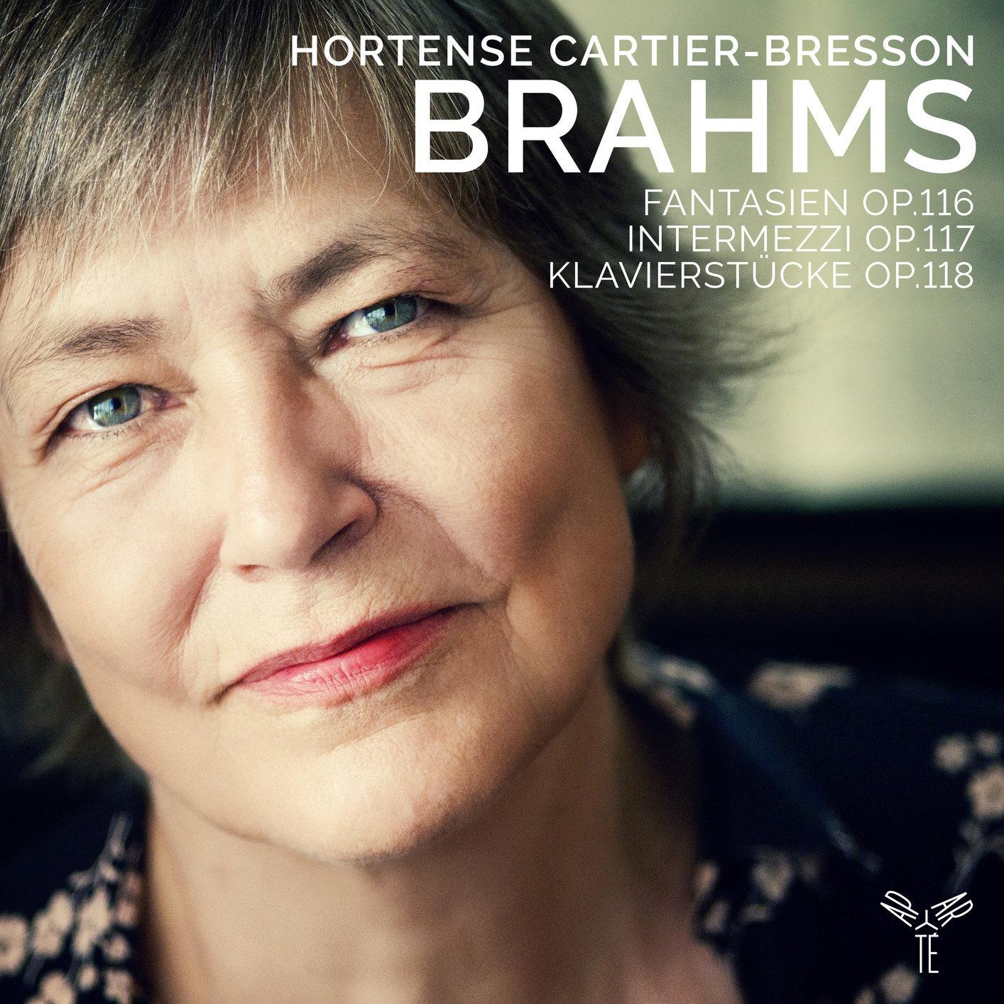 Hortense Cartier-Bresson - Brahms: Fantasien, Op. 116, Intermezzi, Op. 117 & Klavierstucke, Op. 118 (2020) [FLAC 24bit/88,2kHz]