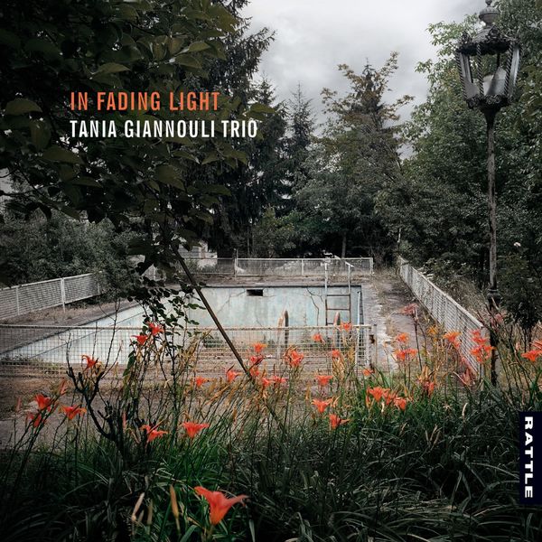Tania Giannouli Trio – In Fading Light (2020) [FLAC 24bit/48kHz]