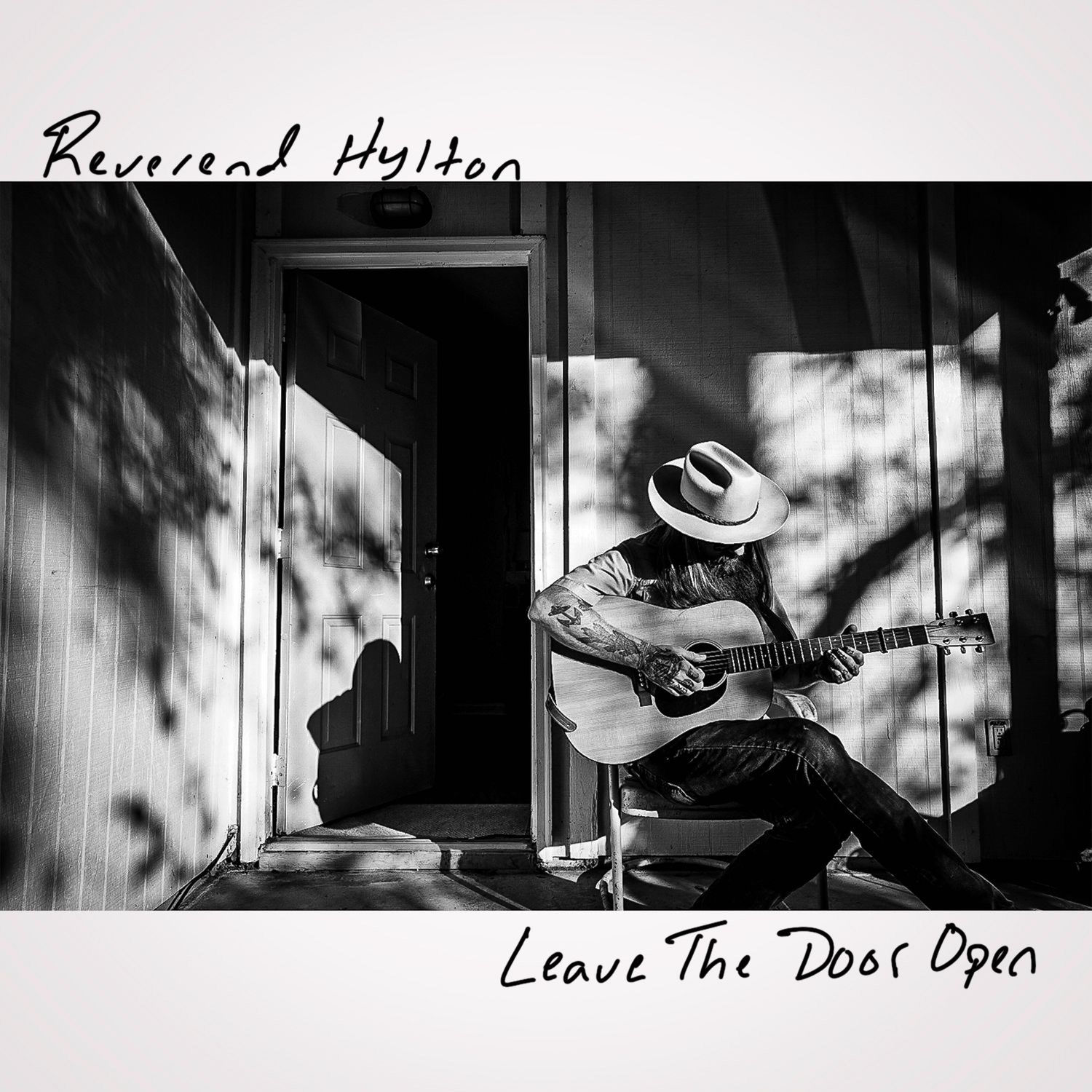 Reverend Hylton – Leave the Door Open (2021) [FLAC 24bit/48kHz]