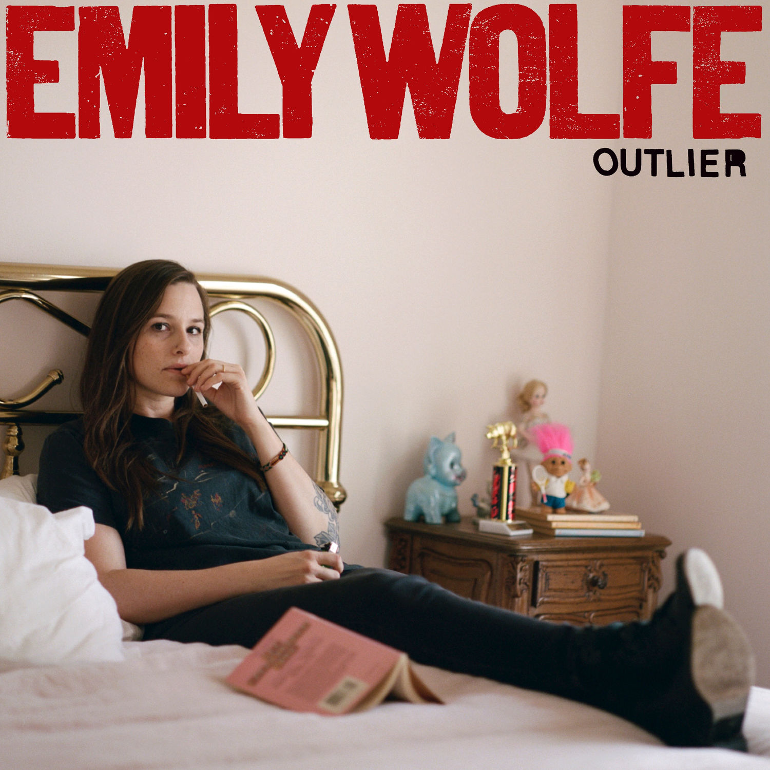 Emily Wolfe - Outlier (2021) [FLAC 24bit/88,2kHz]